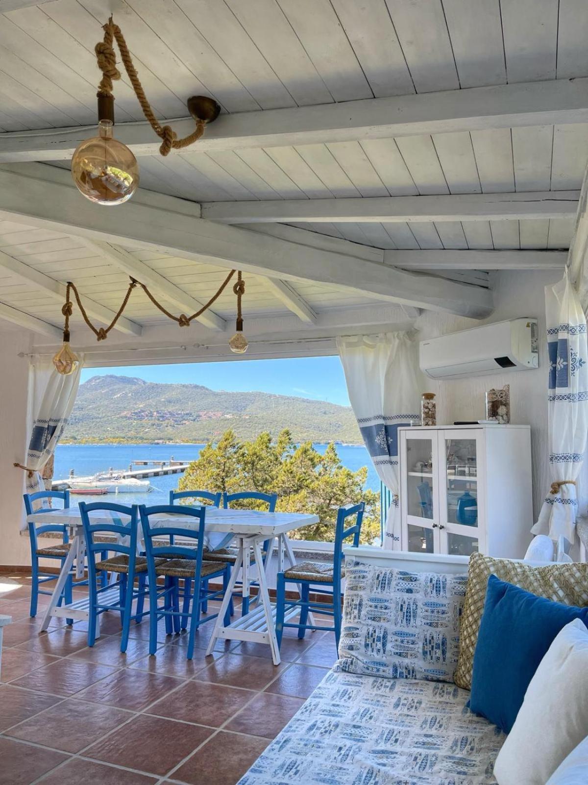 House On The Beach - Porto Rotondo Villa Exterior photo